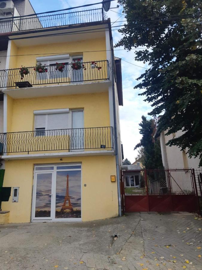Apartman Novi Sad - Apartment Novi Sad Sremska Kamenica Extérieur photo